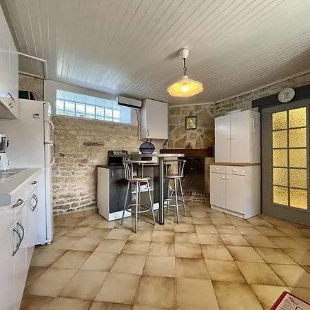 Deux Maisons Renovees, 12 Couchages, Centre Pierre D'oleron - Fr-1-246a-348 Ferienhaus *